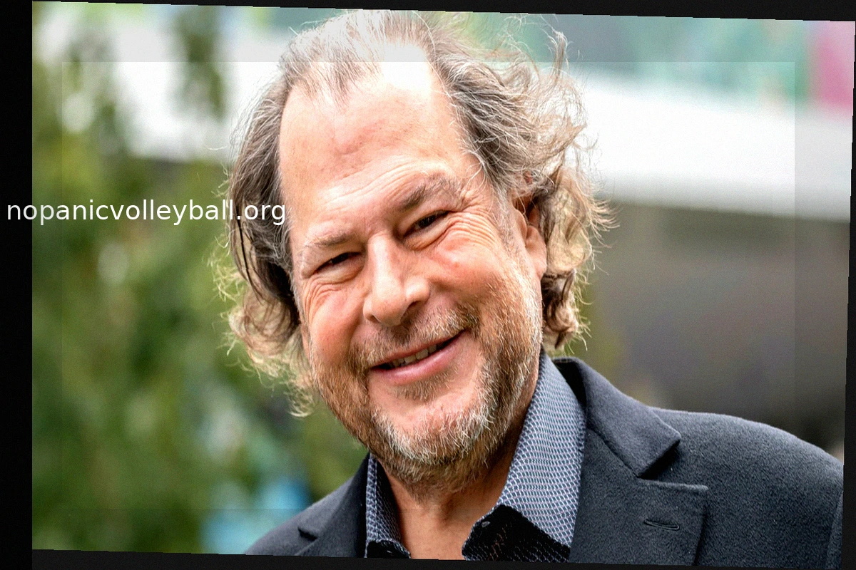Salesforce Surges on AI Growth and Strategic Investment Gains